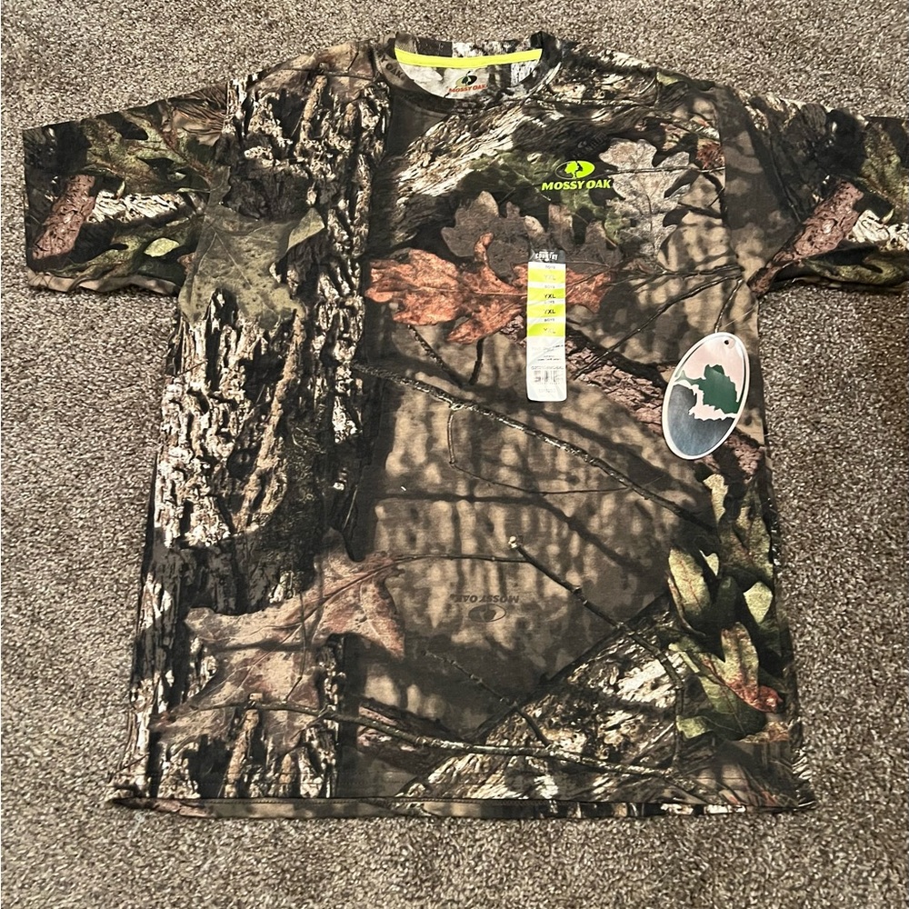 Mossy Oak Forest Camo Tee NWT